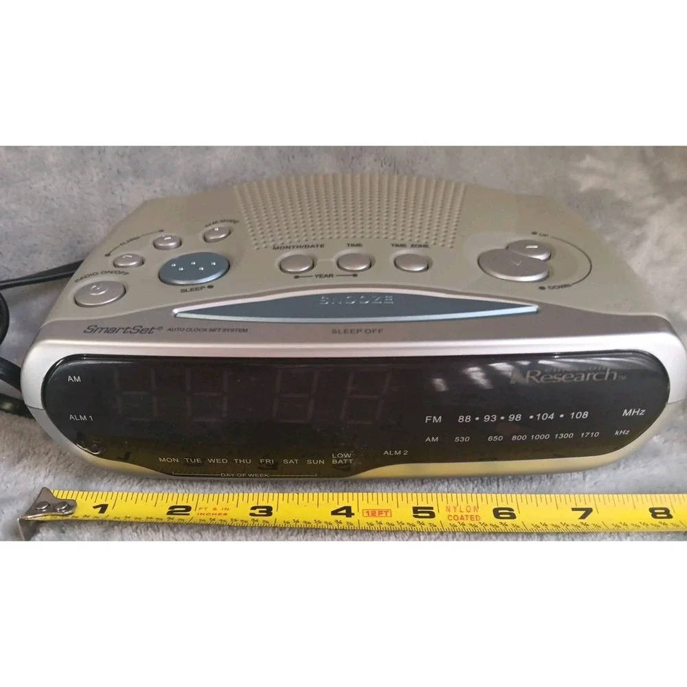 Emerson‎ CKS1850 Research SmartSet AM FM 2-Alarm Clock Radio Blue Dimmer Tested